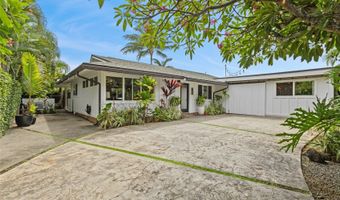 321 Kealahou Pl, Kailua, HI 96734