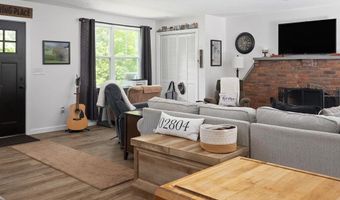 263 Collins Rd, Hopkinton, RI 02804