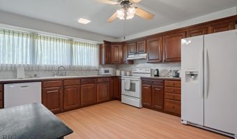 16 N White St, Anaconda, MT 59711