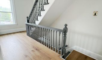 117 Winter St, Auburn, ME 04210