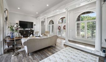 6216 WESTMINSTER Dr, Benton, AR 72019