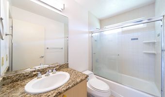 955 KUKUAU St, Hilo, HI 96720