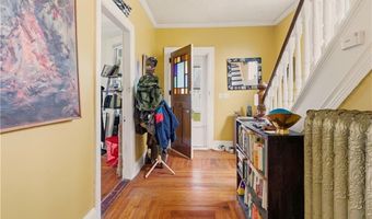 51 Warner St, Newport, RI 02840