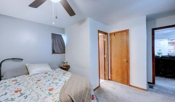 706 S B St, Arkansas City, KS 67005