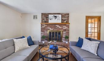 57 Juniper Rd, Andover, MA 01810