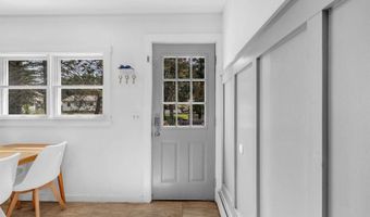 385 Essex St, Bangor, ME 04401