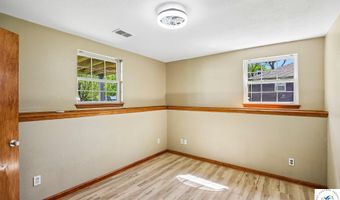 204 E 8th St, Adrian, MO 64720
