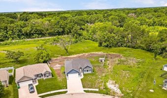 216 Blackberry Cir, Archie, MO 64725