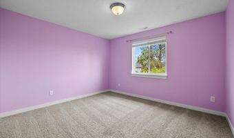 21278 SE Daylily Ave, Bend, OR 97702