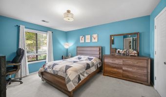 1415 W Partridge Ln 5, Arlington Heights, IL 60004