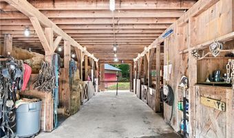 226 Tourtellot Hill Rd, Glocester, RI 02814