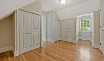 115 LUCAS Ln, Bethesda, MD 20814