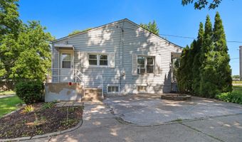 281 Chestnut St, Antioch, IL 60002