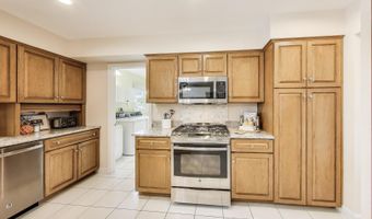 4116 N Terramere Ave, Arlington Heights, IL 60004