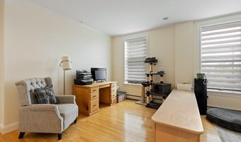 24 Pleasant St, Bangor, ME 04401