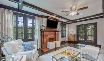 3180 Penrose Pl, Cincinnati, OH 45211