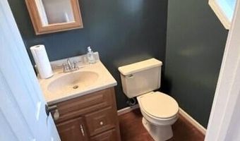 3456 Burbank Dr, Ann Arbor, MI 48105