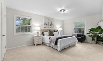 3600 Windemere Dr, Ann Arbor, MI 48105