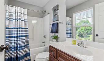 14454 Sunset Forest Ct, Ballwin, MO 63011