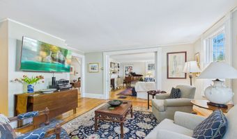 1059 Washington St, Bath, ME 04530