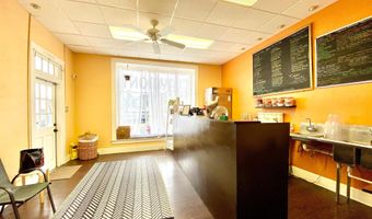 8 COMMONWEALTH Ave 6, Claymont, DE 19703