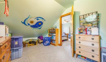 210 Evergreen Dr, Batesville, IN 47006