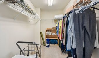 77 S Evergreen Ave 1204, Arlington Heights, IL 60005