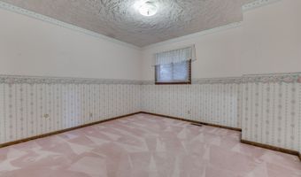 1640 Ridge Hill Ln, Indianapolis, IN 46217