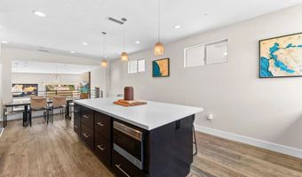 3952 Haines St, San Diego, CA 92109