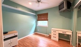41 Mizzen Dr, Barnegat, NJ 08005