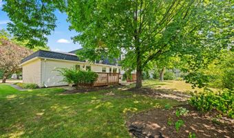 1507 W Plymouth Dr, Arlington Heights, IL 60004