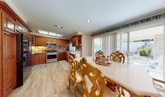 220 S Linhaven Cir, Anaheim, CA 92804