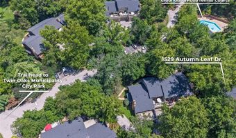 1529 Autumn Leaf Dr, Ballwin, MO 63021