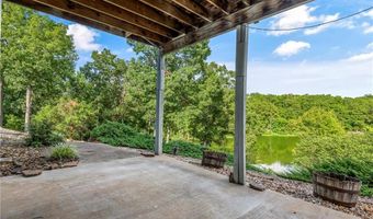 43 Strichen Ln, Bella Vista, AR 72715