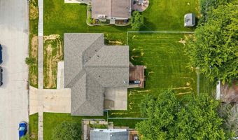 1201 S LEE St, Appleton, WI 54915