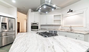 1804 River Pointe Dr, Albany, GA 31701