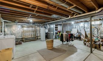 25 Fifth Ave, Amherst, NY 14221