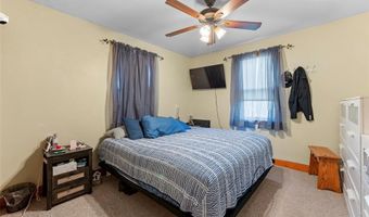 240 Herbert St, Alton, IL 62002