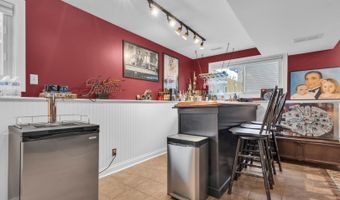 168 Tree Line Dr, Antioch, IL 60002