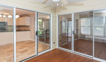 925 Westrun Dr, Ballwin, MO 63021