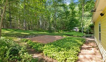 31 Kimball Rd, Amesbury, MA 01913