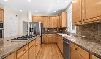 6914 WINTER Ln, Annandale, VA 22003