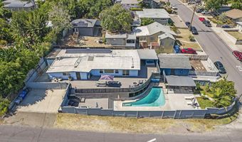 6784 Alamo Way, La Mesa, CA 91942