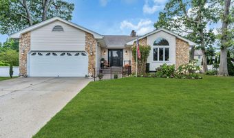 8 Laurel Ln, Bayville, NJ 08721