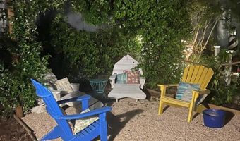 19 Leslie St, Apalachicola, FL 32320