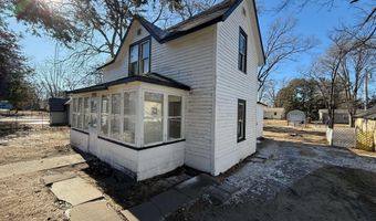 117 S Elm St, Adams, WI 53910