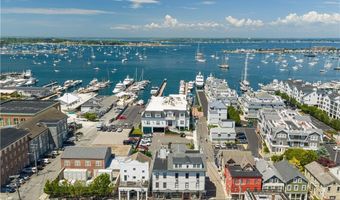 433 Thames St E, Newport, RI 02840