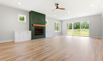 12786 W SARDIS Rd, Bauxite, AR 72011