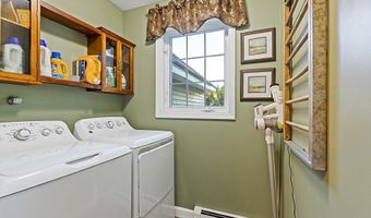 5 Little Village Ln, Belgrade, ME 04917