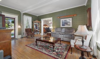 702 S Van Buren St, Auburn, IN 46706